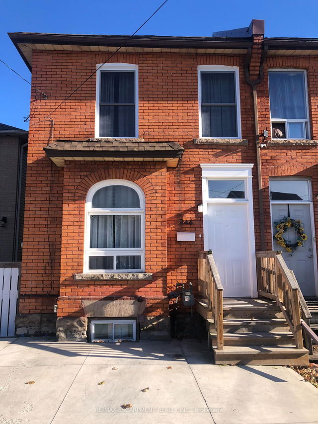 346 Hughson Street