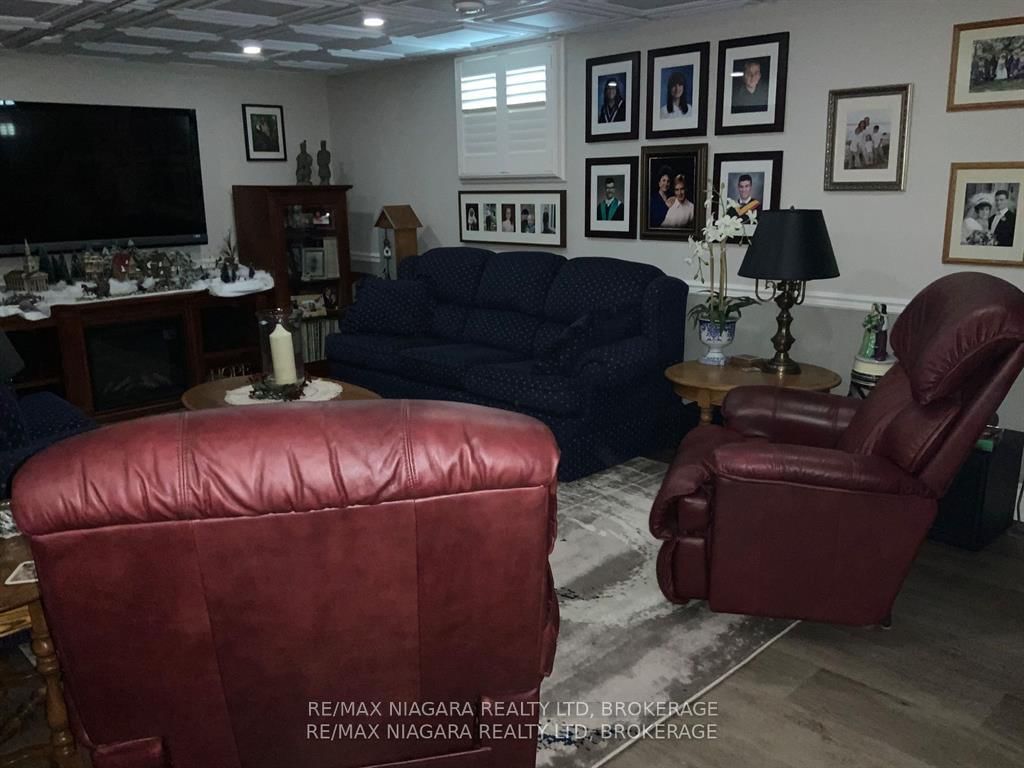 Listing Image 38