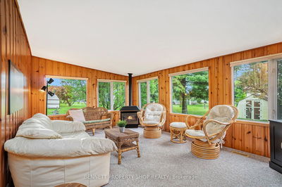 36 Woodside Lane, White Lake - Mcnab/Braeside Twps image-0-3