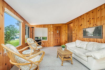 36 Woodside Lane, White Lake - Mcnab/Braeside Twps image-0-4