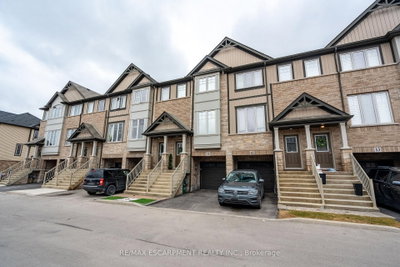Townhouse leased at 11-247 Festival Way, Hamilton, Ontario, L0R 1C0 - Binbrook - MLS: X12190580