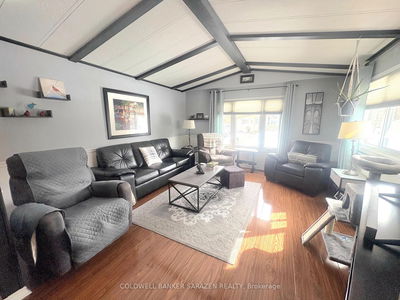 35 Evergreen Lane, White Lake - Mcnab/Braeside Twps image-0-3