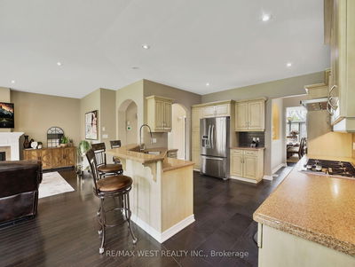 59 Cherry Ridge Blvd, Pelham - Fenwick image-0-4