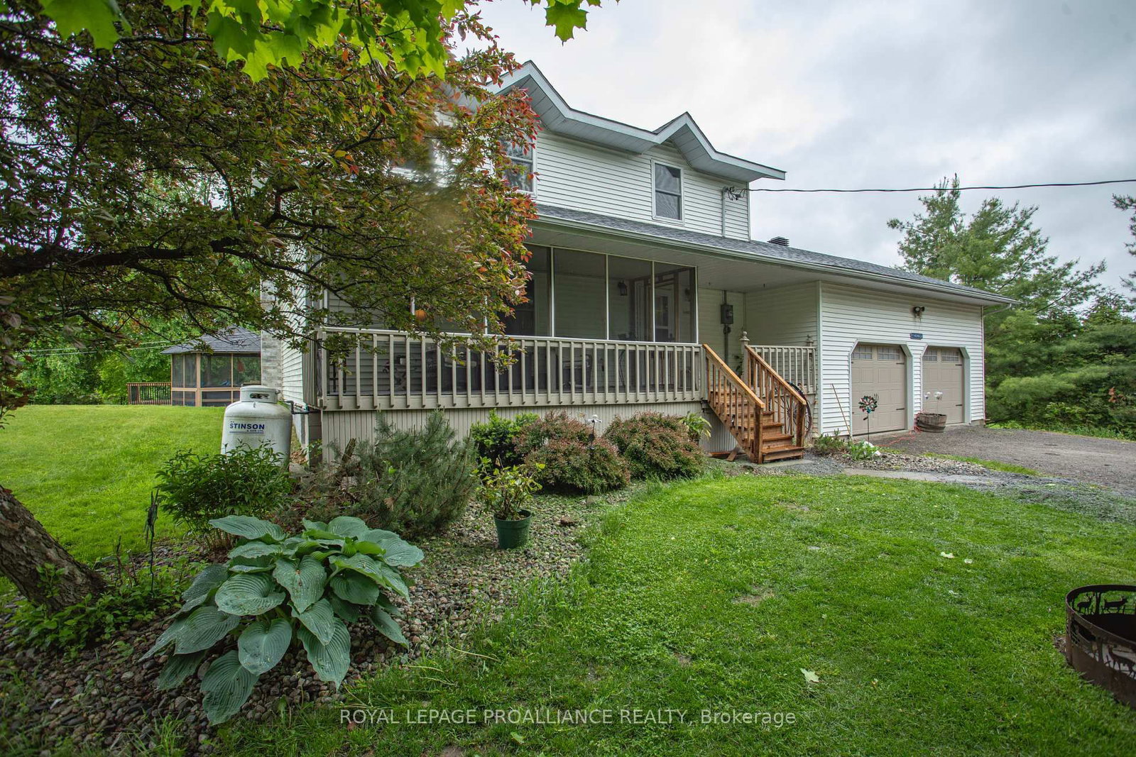Listing Image 3