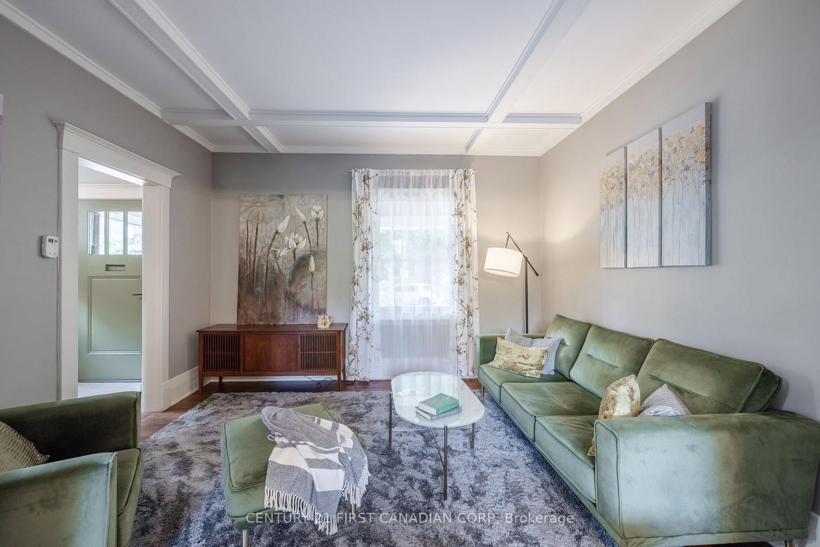 Listing Image 10
