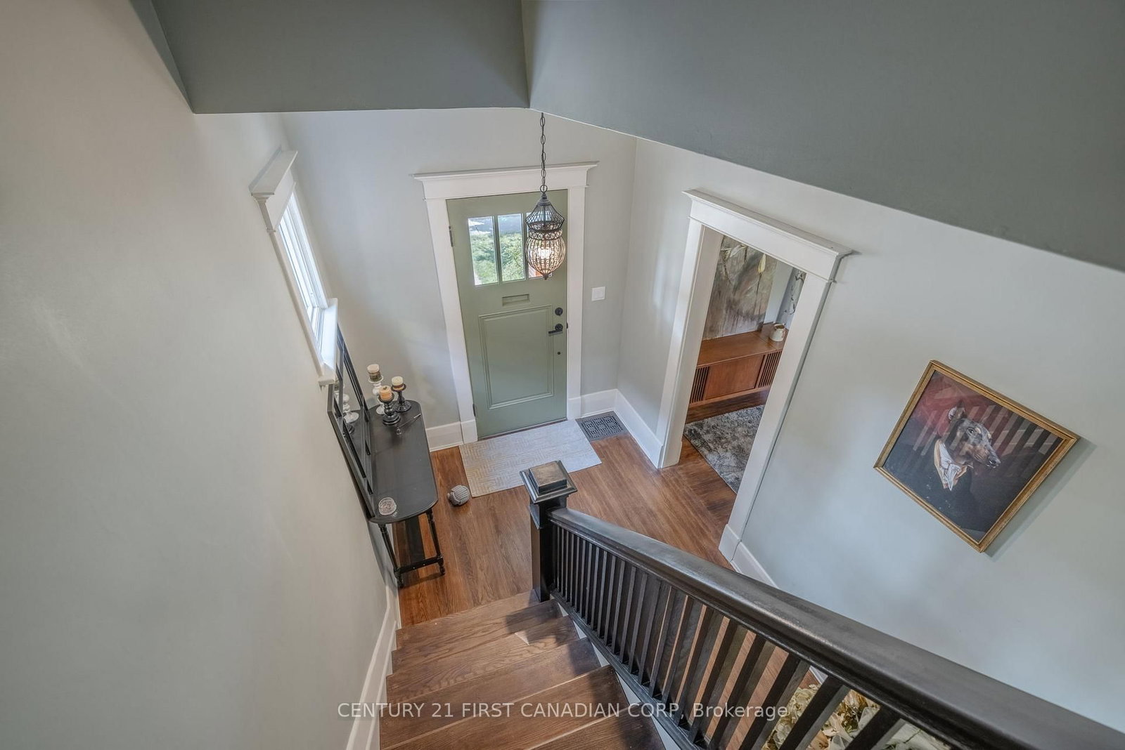 Listing Image 12