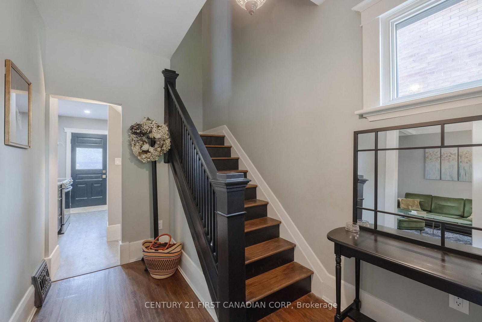 Listing Image 14