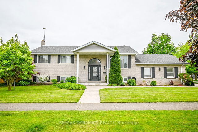 3831 Cardinal Drive