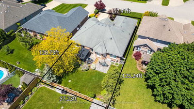 768 Lambton Crt, Sarnia - Sarnia image-0-2