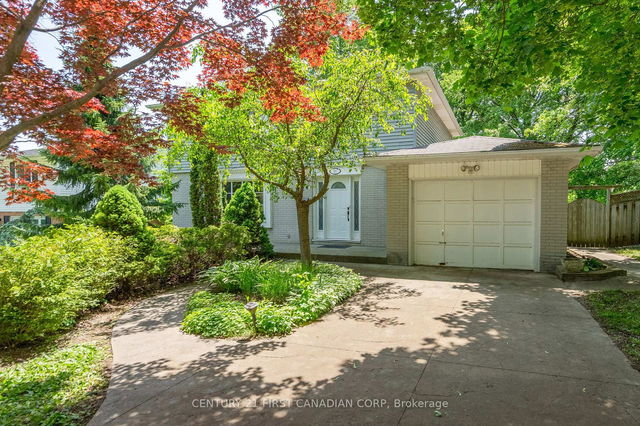 18 BRENTWOOD Crescent