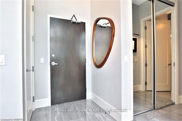 LPH11 - 112 KING Street