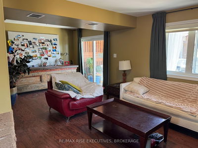 211 OAK St, Gananoque - Gananoque image-0-3