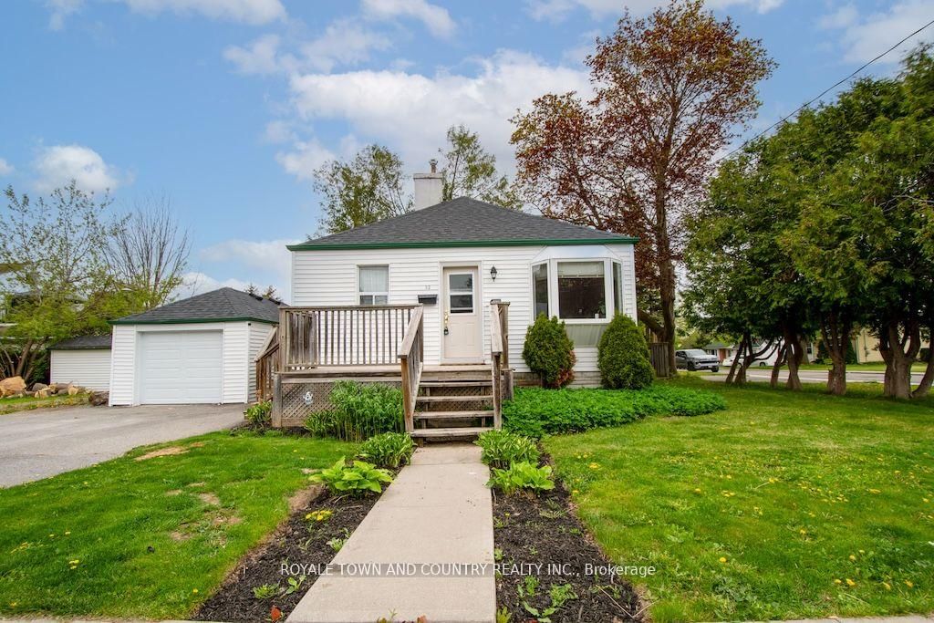 Property at 32 Adelaide