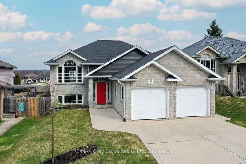 2551 8th Ave, Owen Sound - Owen Sound image-0-0