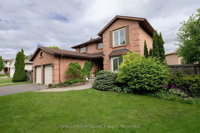 11 Glenwood Court