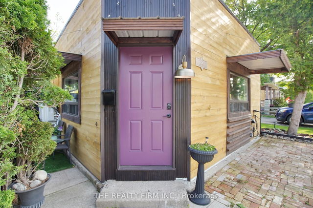 132 Briscoe Street