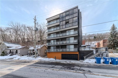 Semi-Detached House leased at 502-200 Charlton Avenue, Hamilton, Ontario, L8N 1Z1 - Corktown - MLS: X12192240