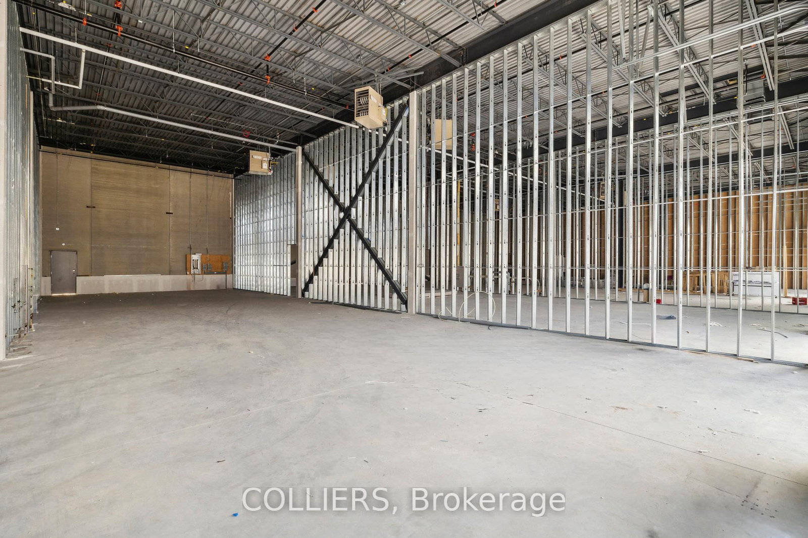 24 Ditton Drive, Unit 6 - Photo 4