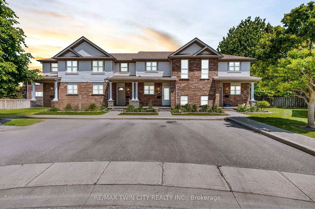 31 - 400 Wilson Avenue