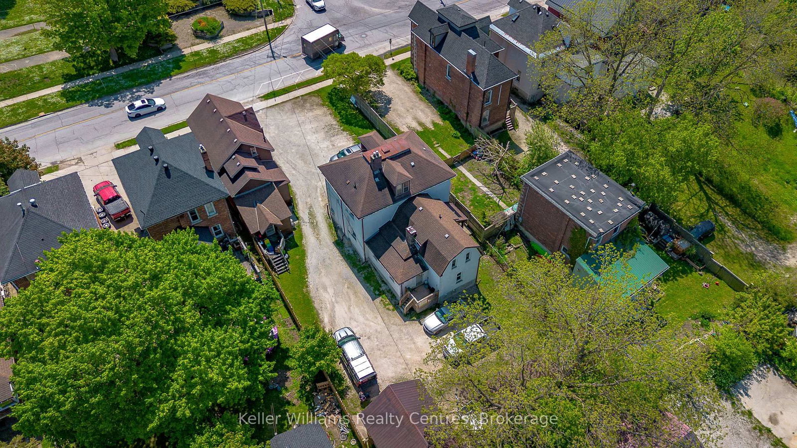 Listing Image 12