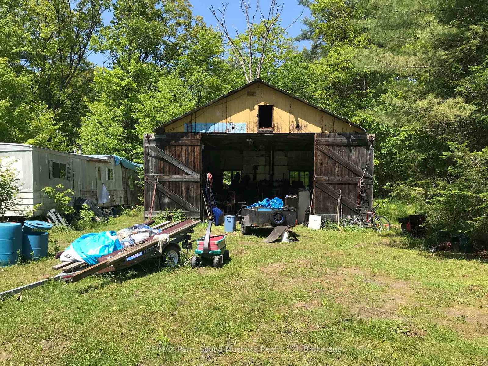 Listing Image 6