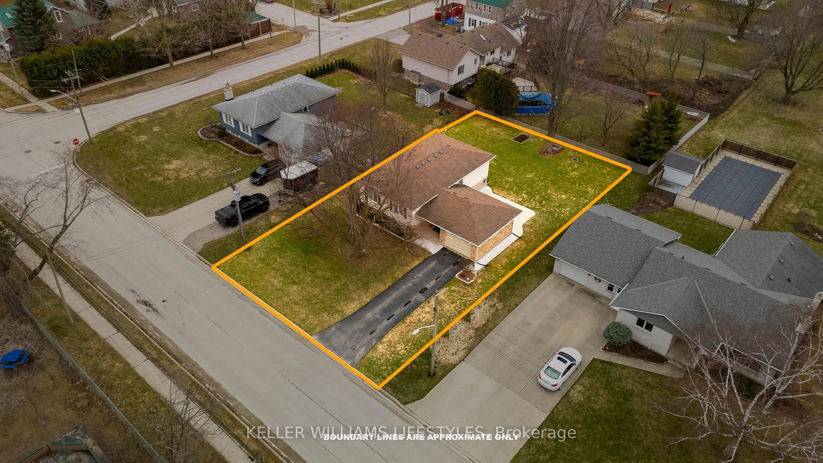 Listing Image 40