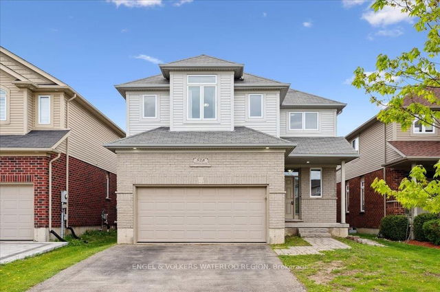 528 Wasaga Crescent