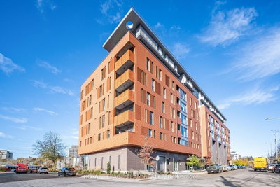Condo sold at 504-135 Barrette Street, Ottawa, Ontario, K1L 7Z9 - Vanier - MLS: X12192770