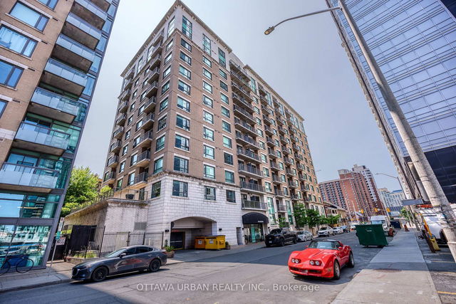 1110 - 200 Besserer Street