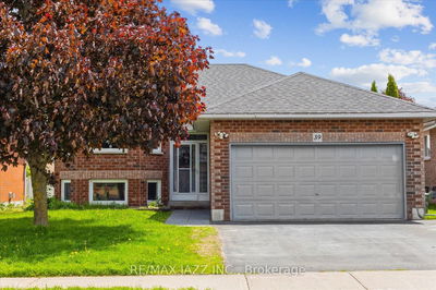 39 McGibbon Blvd, Kawartha Lakes - Lindsay