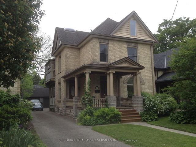 25 Beaconsfield Avenue