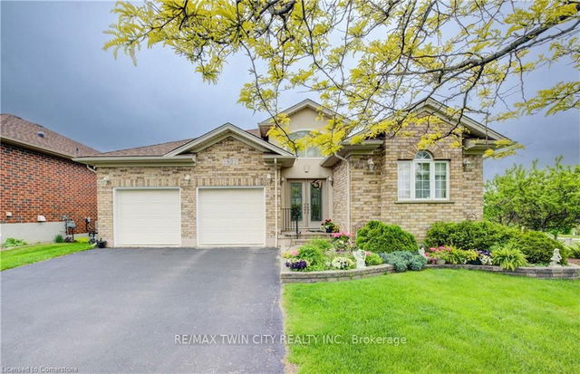 40 Devonshire Drive