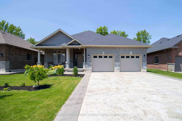 31 Sycamore Drive