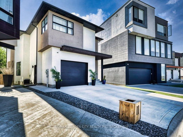 11 Beamer Court