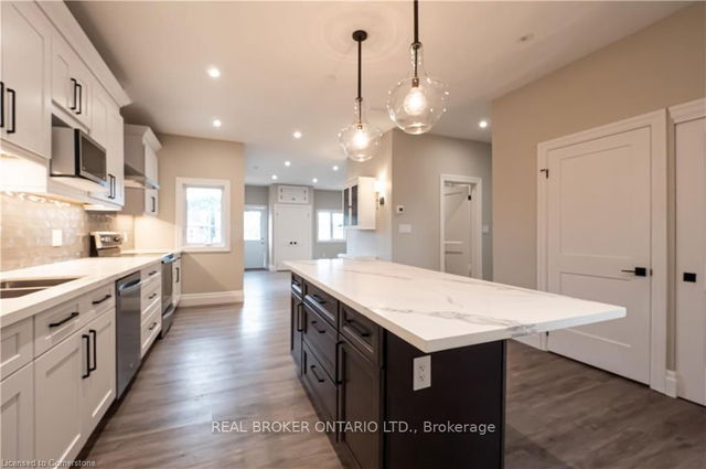 Unit 2 - 145 Wellington Street