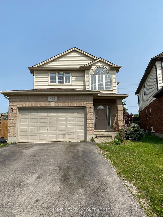 899 Bradshaw Crescent