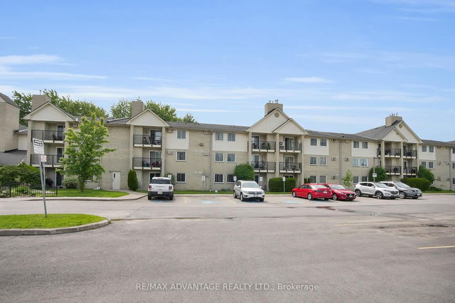 215 - 725 Deveron Crescent