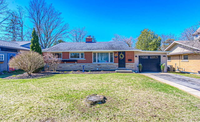 55 Cardinal Crescent S