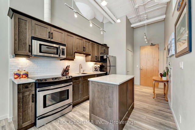 118 - 410 King Street