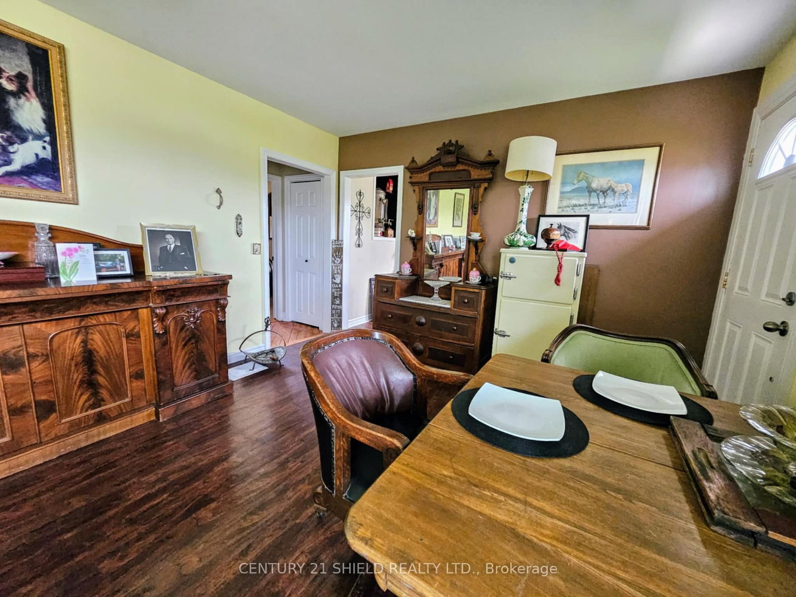Listing Image 17