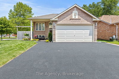 6 Madison Crt, Welland - N. Welland