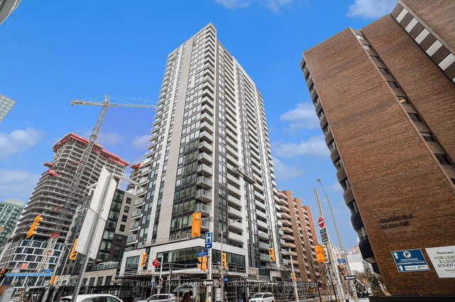 2305 - 340 QUEEN Street