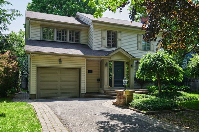 19 Farnham Crescent