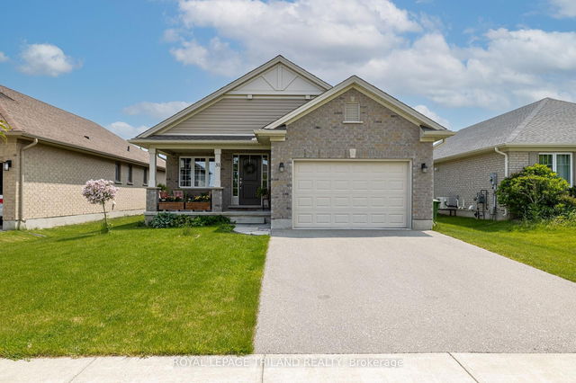 31 Acorn Trail