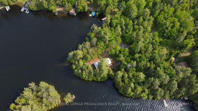 1052 Ridgeway Lane, Arden - Frontenac North image-0-1