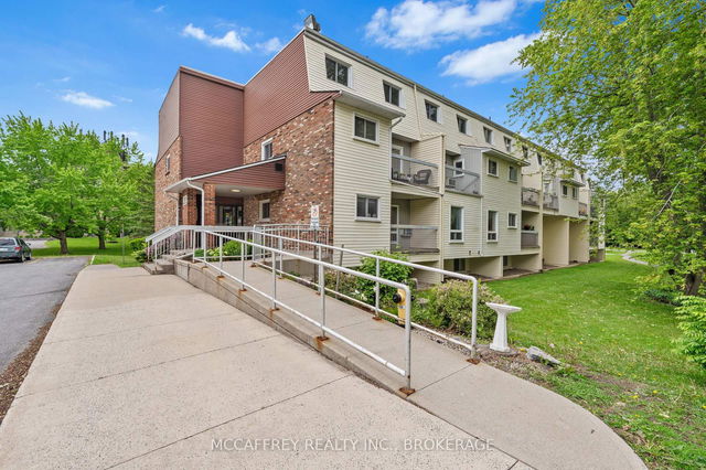 1010 Pembridge Crescent