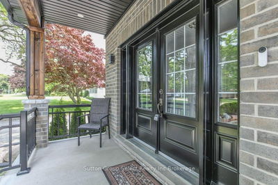 230 King St, Ingersoll - South image-0-2
