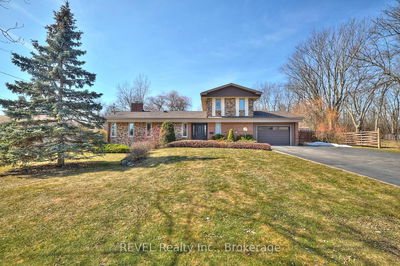 1121 Pettit Rd, Fort Erie - Crescent Park image-0-1