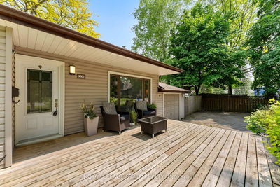 82 Gilbert Ave, Hamilton - Ancaster image-0-2