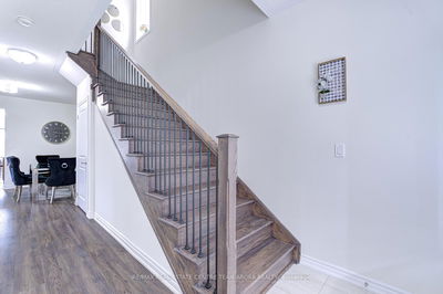 44 Cottonwood Cres, Welland - Dain City image-0-4